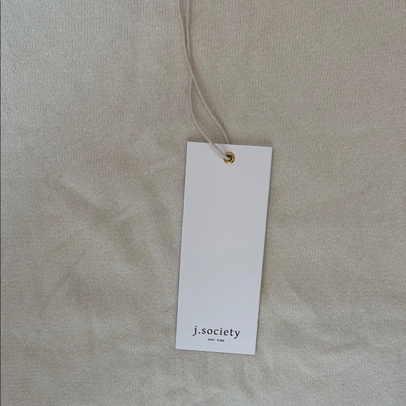 J. Society Women's Size Large Cream 100% Cotton Ruffle Tank NWT - Picture 3 of 13